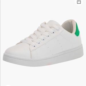 NWT- Vepose women’s sneakers from Amazon